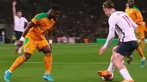 重温青春足迹！维耶里社媒独家曝光与足球传奇大罗、巴乔、托蒂、卡纳瓦罗等巨星同框瞬间！